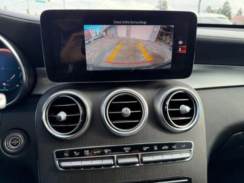 Used 2020 Mercedes-Benz GLC 350e 4MATIC image 20