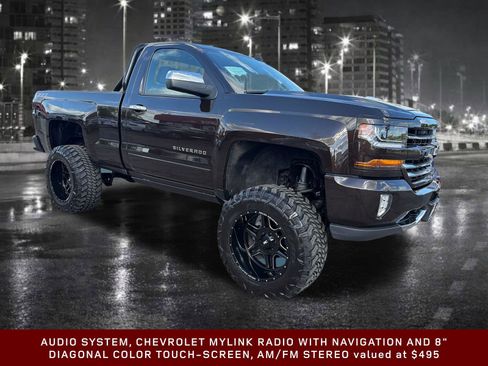 Used 2018 Chevrolet Silverado 1500 LT w/ LT Convenience Package AWD/4WD image 8