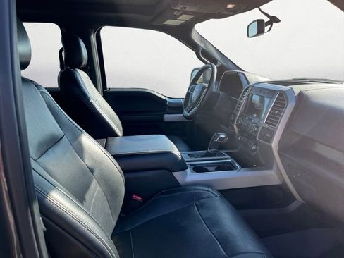 Used 2016 Ford F150 Lariat image 15