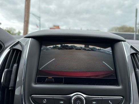 Used 2019 Chevrolet Cruze LT w/ Convenience Package FWD image 20
