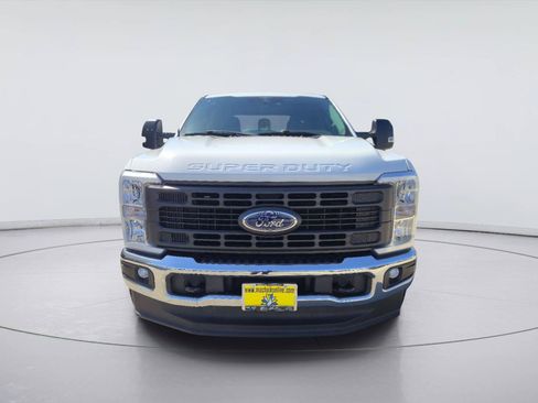 Used 2023 Ford F250 XL w/ FX4 Off-Road Package AWD/4WD image 8