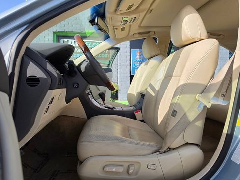 Used 2011 Lexus ES 350 FWD image 18