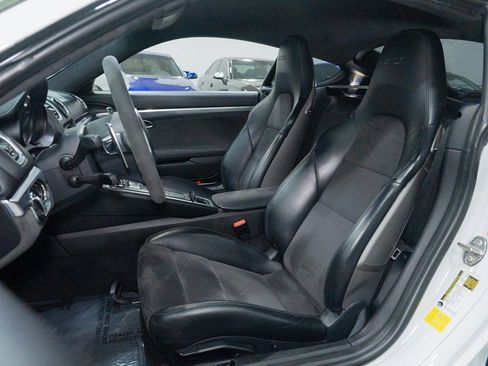 Used 2015 Porsche Cayman GTS image 17