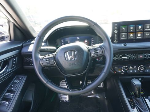 Used 2025 Honda Accord Sport image 20