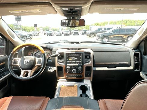Used 2017 RAM 2500 Longhorn w/ Convenience Group RWD image 3