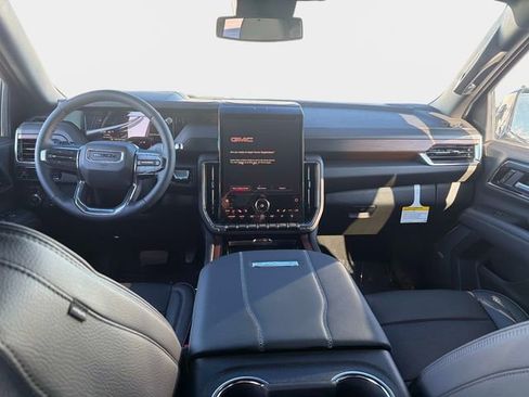 New 2026 GMC Yukon XL Denali AWD/4WD image 15