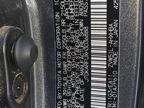 Used 2017 Toyota Prius Three Touring FWD image 13