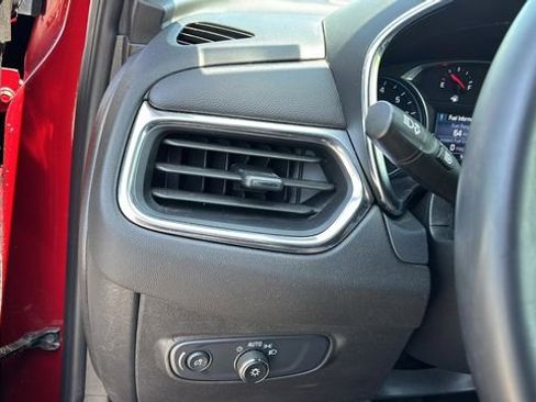 Used 2024 Chevrolet Equinox LT image 20