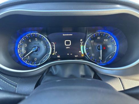 New 2026 Chrysler Pacifica Select AWD/4WD image 13