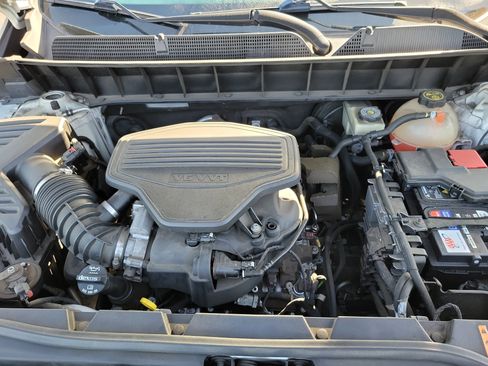 Used 2017 GMC Acadia SLE w/ Driver Alert Package I image 23