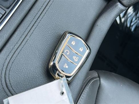 Used 2023 Cadillac XT6 Premium Luxury AWD/4WD image 33