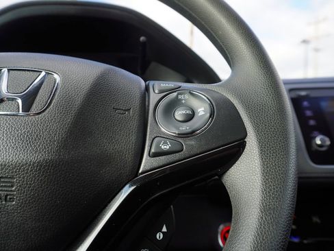 Used 2021 Honda HR-V EX image 21