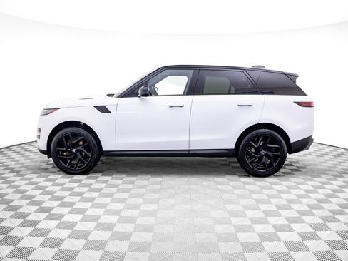 Used 2023 Land Rover Range Rover Sport SE AWD/4WD image 2