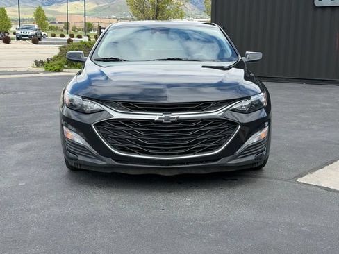 Used 2024 Chevrolet Malibu LT w/ Midnight Edition FWD image 2