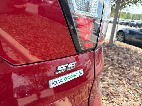 Used 2017 Ford Escape SE w/ Equipment Group 201A image 12