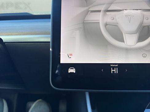 Used 2019 Tesla Model 3 Long Range image 22