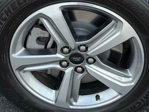 Used 2023 Ford Edge SEL w/ Convenience Package image 10