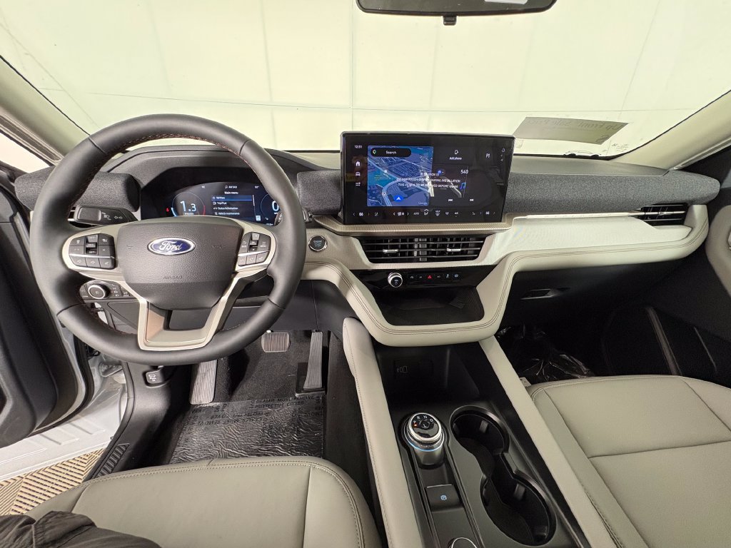 New 2026 Ford Explorer Active w/ Active Comfort Package RWD image 7