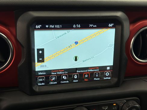Used 2021 Jeep Wrangler Rubicon AWD/4WD image 19