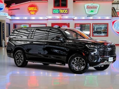 Used 2023 Chevrolet Suburban Z71 w/ Z71 Off-Road Package AWD/4WD image 1