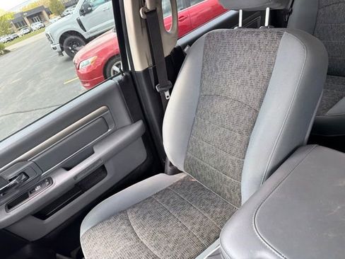 Used 2019 RAM 1500 Big Horn AWD/4WD image 12