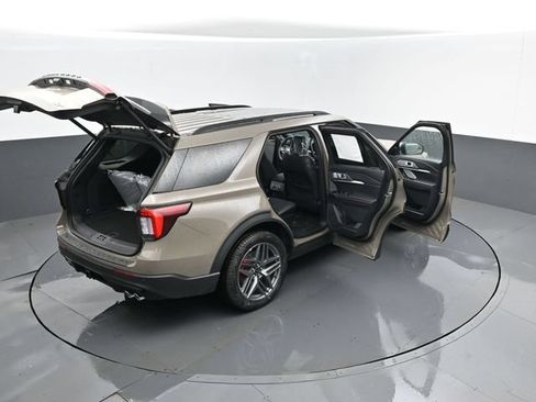 New 2026 Ford Explorer ST w/ Sun And Sound Package AWD/4WD image 27