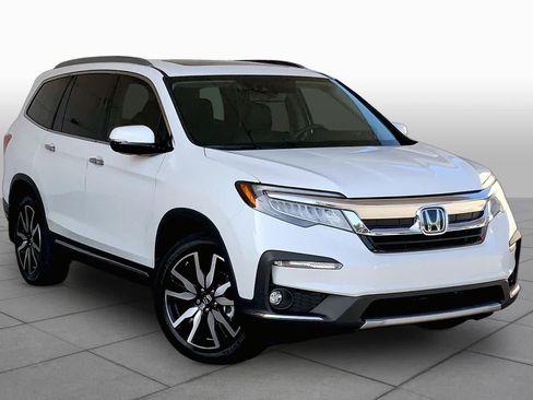 Used 2022 Honda Pilot Elite image 3