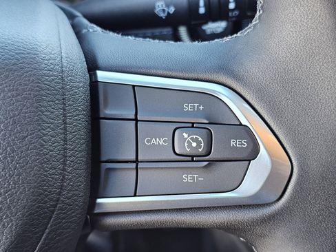 New 2026 Jeep Compass Latitude image 16