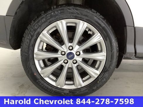 Used 2018 Ford Escape Titanium image 7