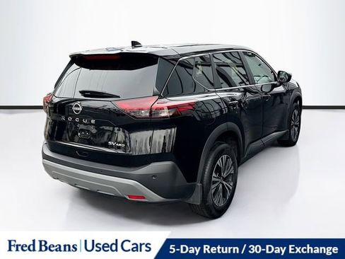 Used 2023 Nissan Rogue SV image 8