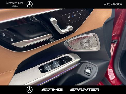 Used 2025 Mercedes-Benz CLE 450 4MATIC Cabriolet image 14