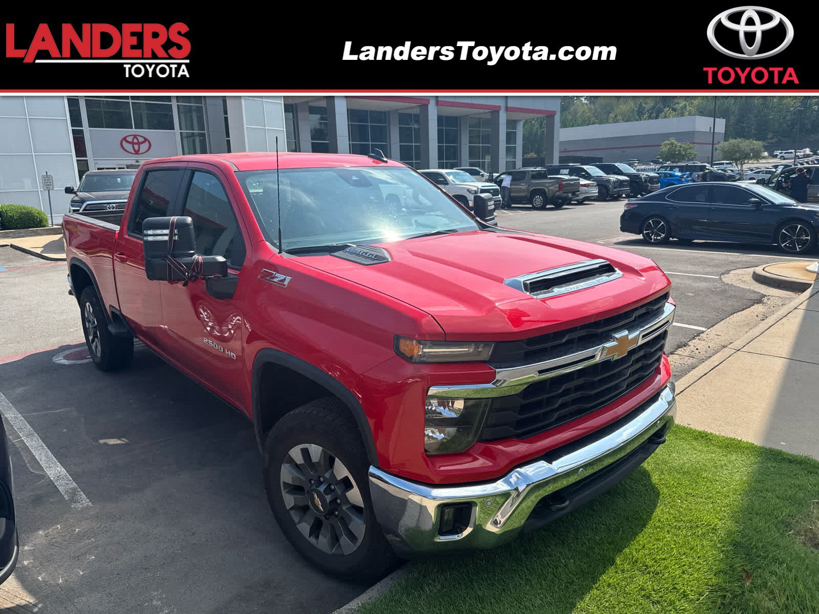 Used 2025 Chevrolet Silverado 2500 LT w/ All Star Edition AWD/4WD image 1