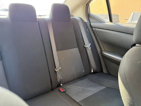 Used 2025 Nissan Sentra SV FWD image 37