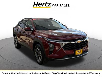 Used 2025 Chevrolet Trax LT