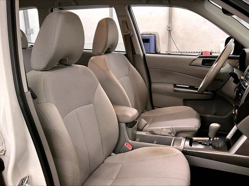 Used 2012 Subaru Forester 2.5X w/ Popular Pkg 2 image 8
