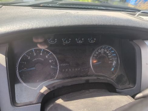 Used 2013 Ford F150 XLT w/ Luxury Equipment Group AWD/4WD image 10