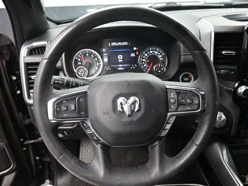 Used 2025 RAM 1500 Laramie AWD/4WD image 22