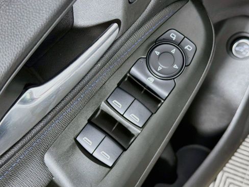 Used 2024 Buick Envista Sport Touring w/ Convenience I Package FWD image 23