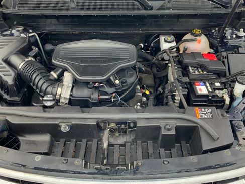 Used 2021 GMC Acadia AT4 image 22