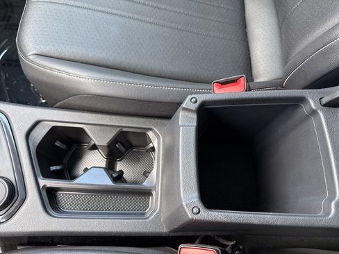 Certified 2022 Volkswagen Tiguan SE R-Line image 23