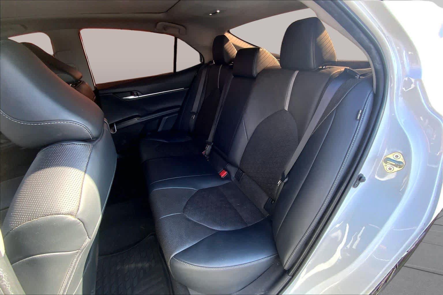 Used 2020 Toyota Camry XSE w/ Driver Assist Package FWD image 21