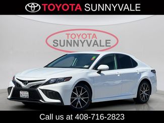 Used 2022 Toyota Camry SE FWD video 2