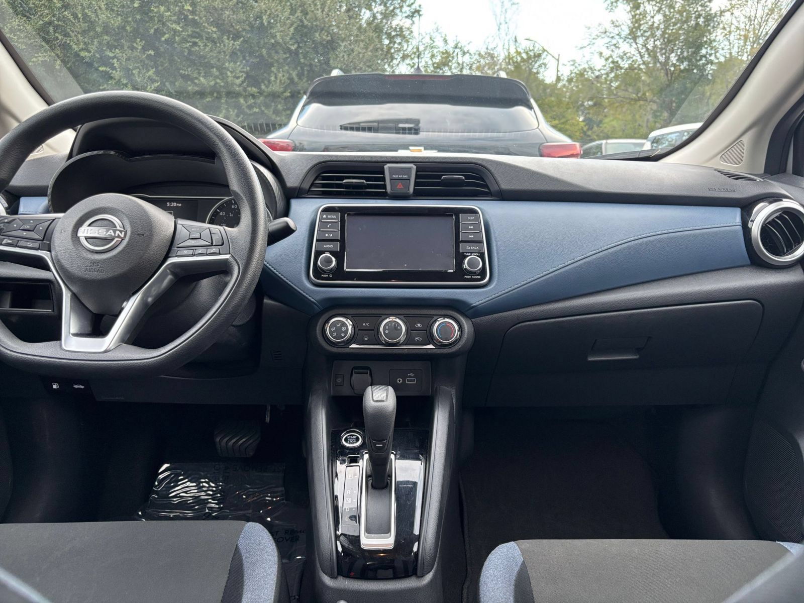 Used 2025 Nissan Versa SV FWD image 16