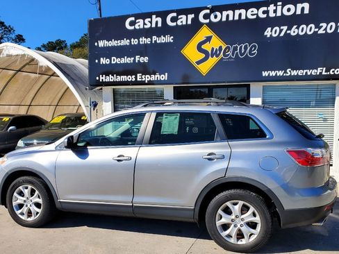 Used 2011 MAZDA CX-9 Touring w/ Moonroof & Bose Audio Pkg image 8