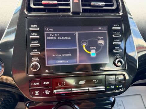 Used 2021 Toyota Prius XLE FWD image 41