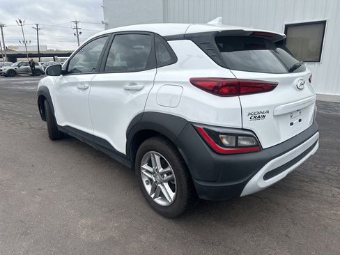 Used 2022 Hyundai Kona SE image 7
