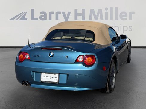 Used 2003 BMW Z4 2.5i image 5