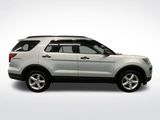 Used 2019 Ford Explorer 4WD w/ Class III Trailer Tow Package image 2