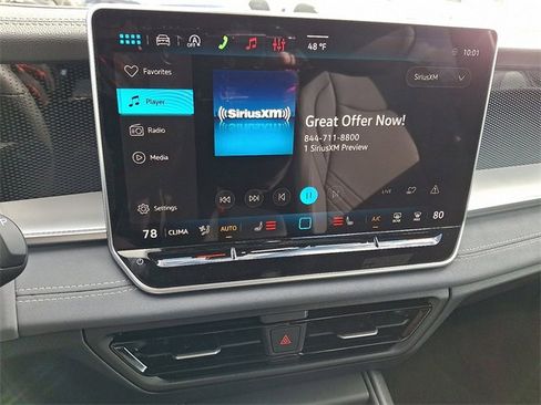 New 2026 Volkswagen Tiguan SE R-Line image 9