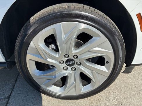 Used 2025 Lincoln Navigator L Reserve image 17